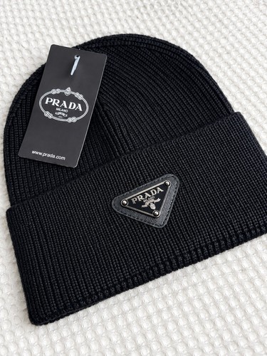 Prada knit logo beanie - knit, one