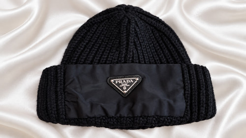 Stunning prada grey cashmere - prada,