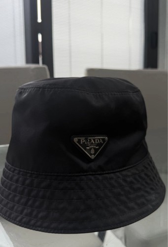 Prada nylon bucket hat size - re,