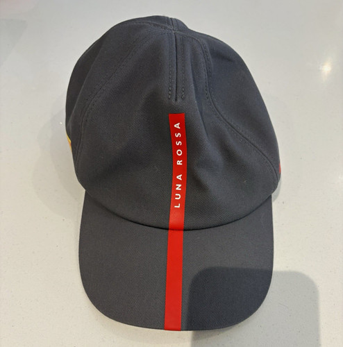 Prada luna rossa - rossa, cap